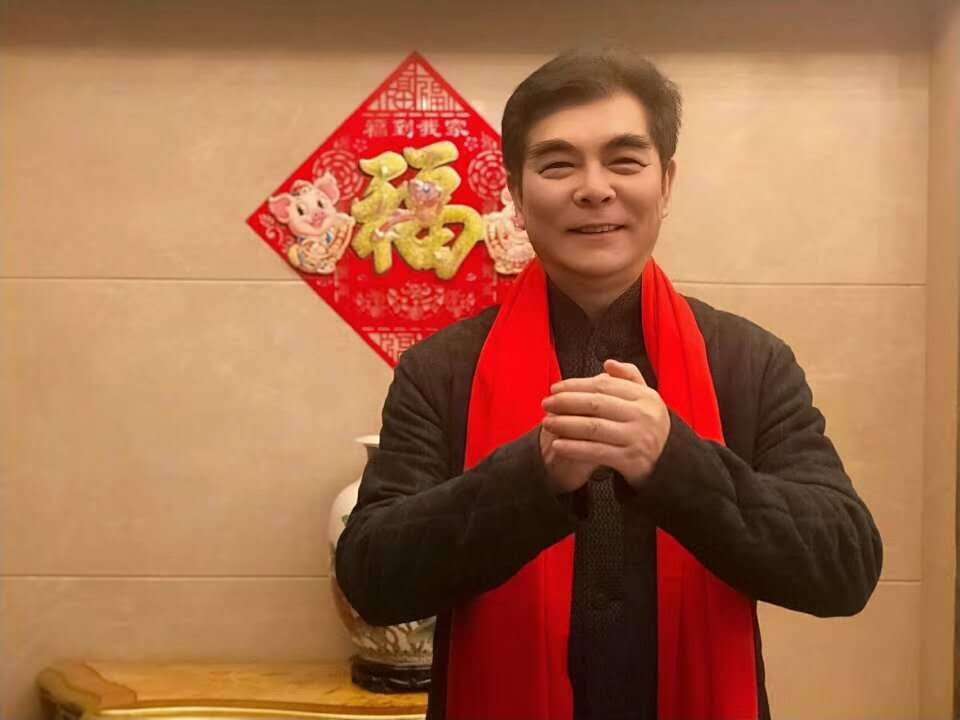 中国诗歌在.jpg
